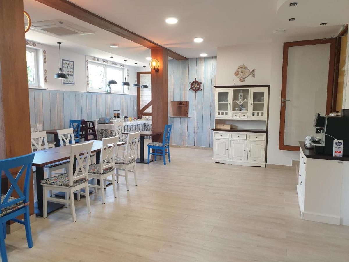Appartamento Dom Jastrzebia Z Basenem I Jacuzzi Jastrzębia Góra Esterno foto