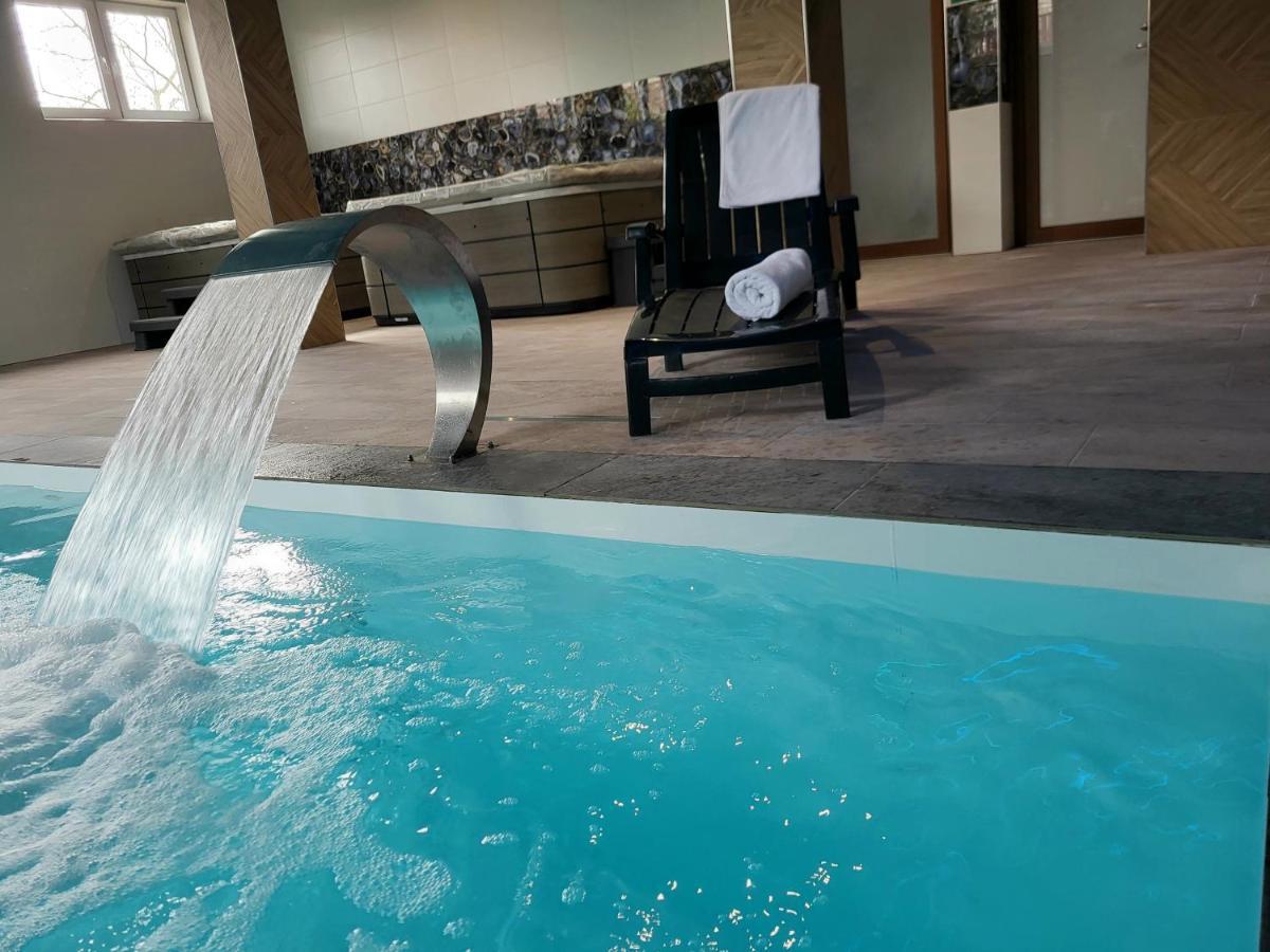 Appartamento Dom Jastrzebia Z Basenem I Jacuzzi Jastrzębia Góra Esterno foto