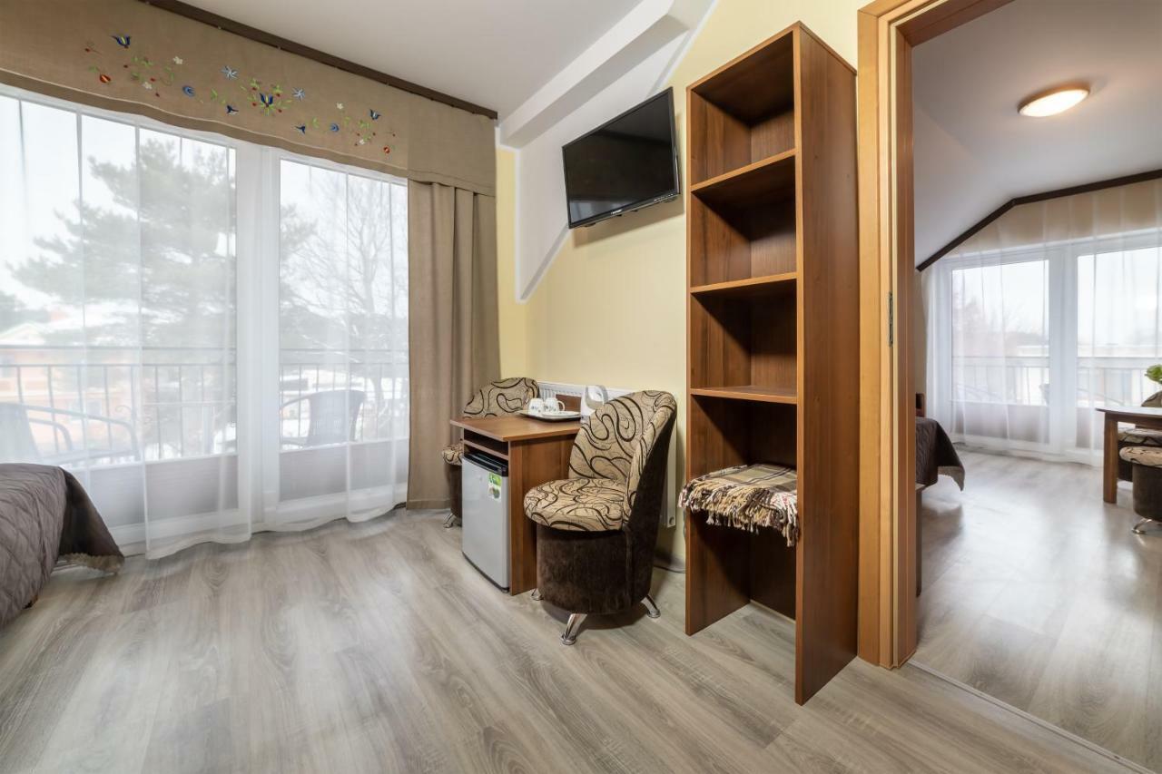 Appartamento Dom Jastrzebia Z Basenem I Jacuzzi Jastrzębia Góra Esterno foto